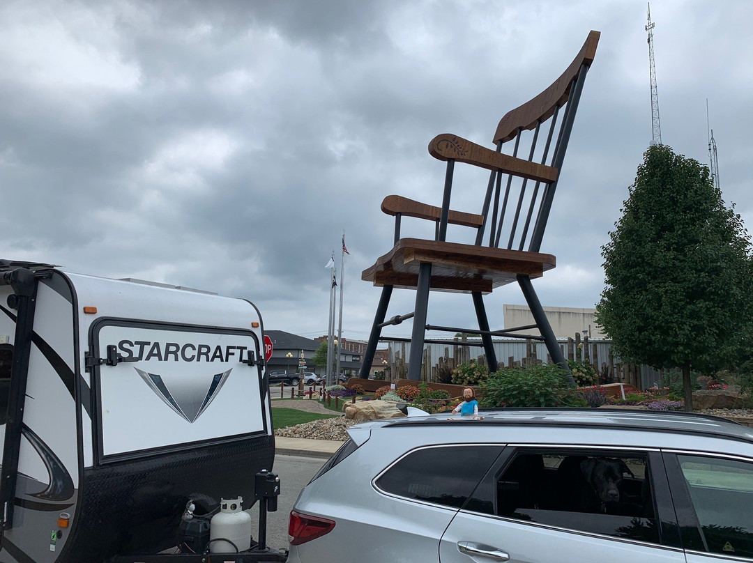 World's Largest Rocking Chair-Casey必去景点