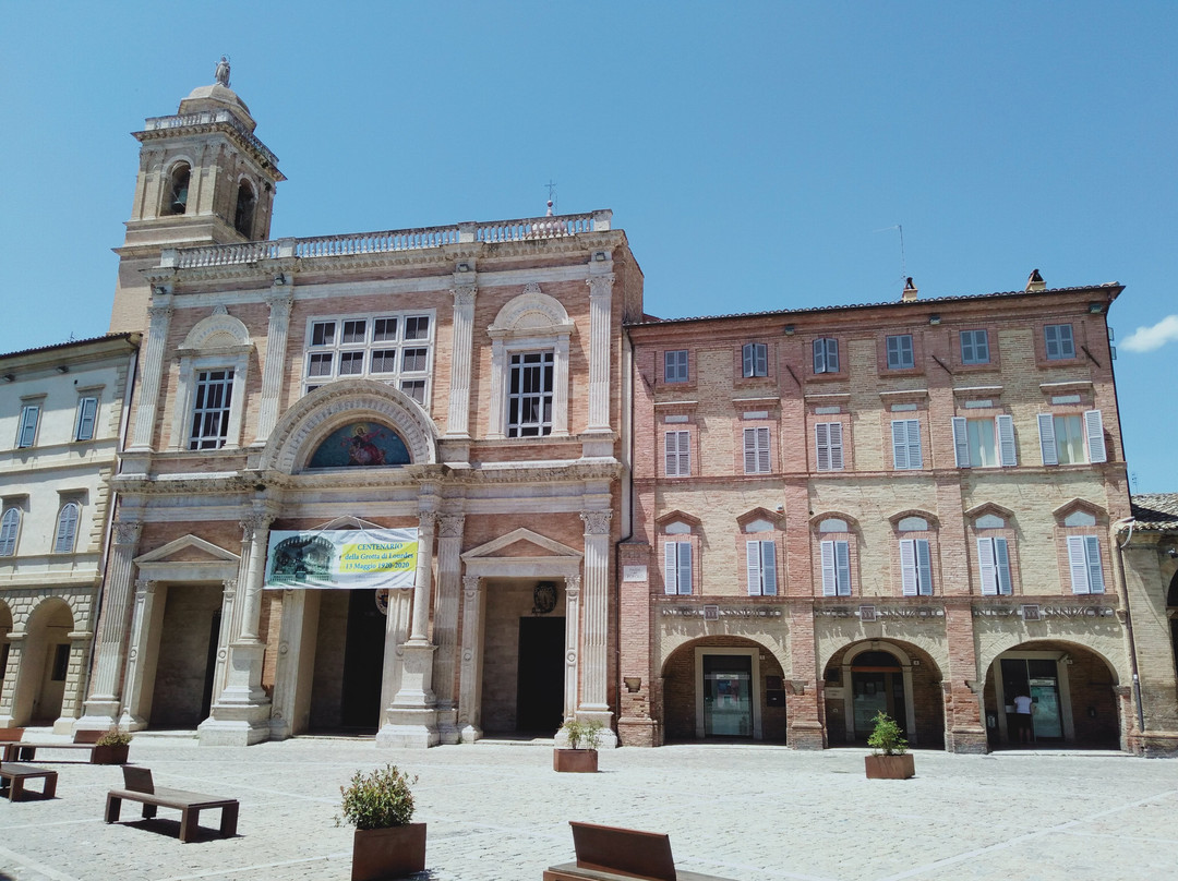 Piazza del Popolo景点图片