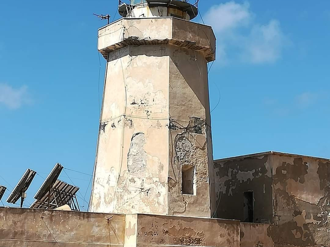 Faro di Punta Libeccio景点图片