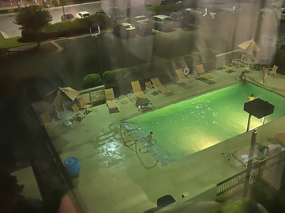 Spark By Hilton Decatur主图