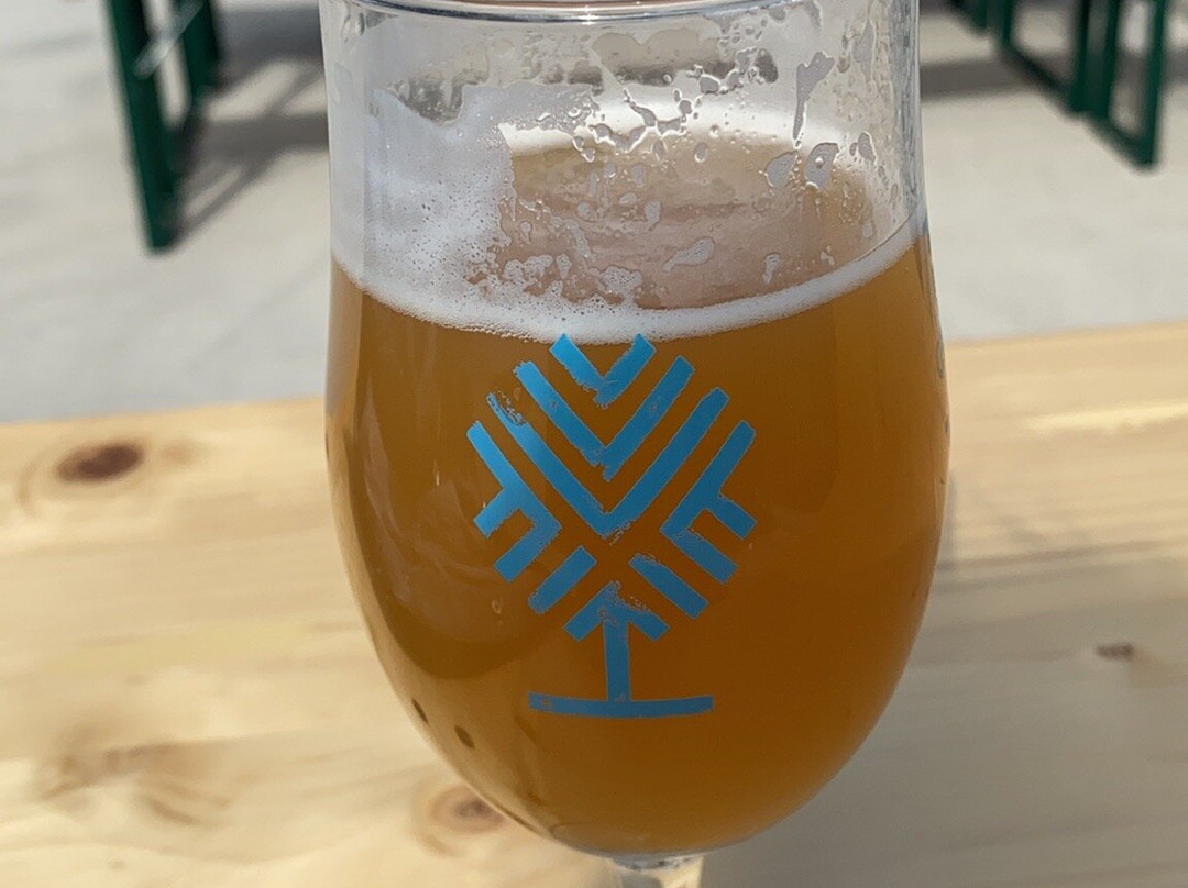 Vibrant Forest Brewery景点图片