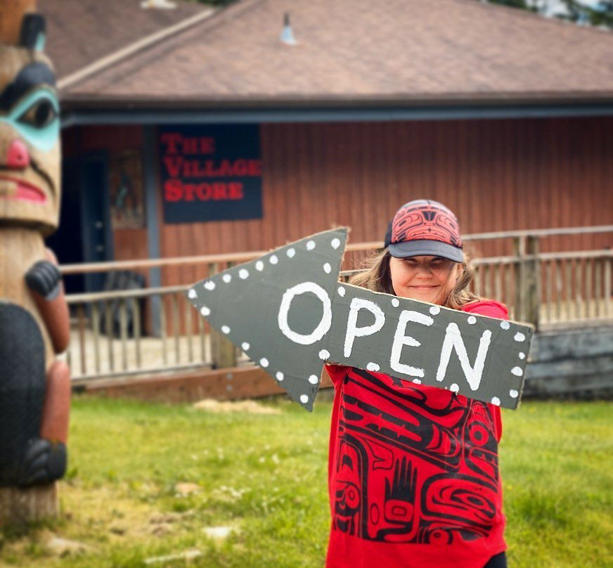 Cape Fox Village Store-凯奇坎必去景点