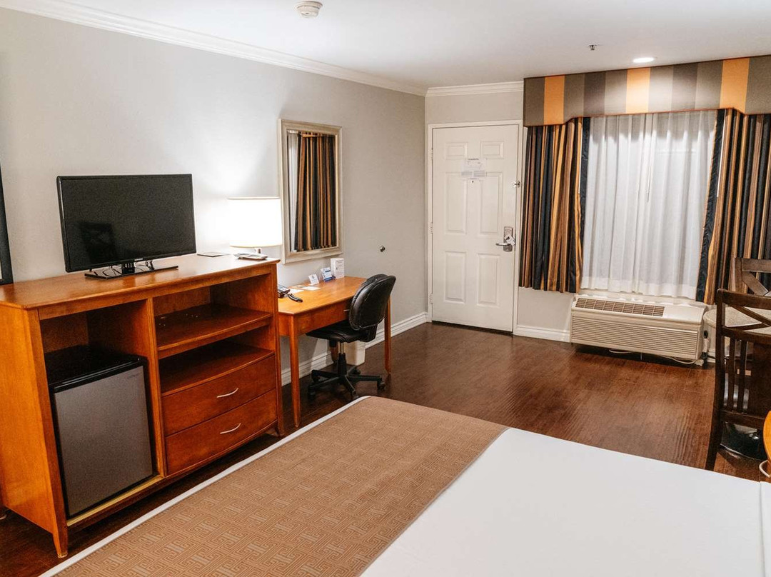 贝斯特韦斯特棕榈树花园旅馆主图