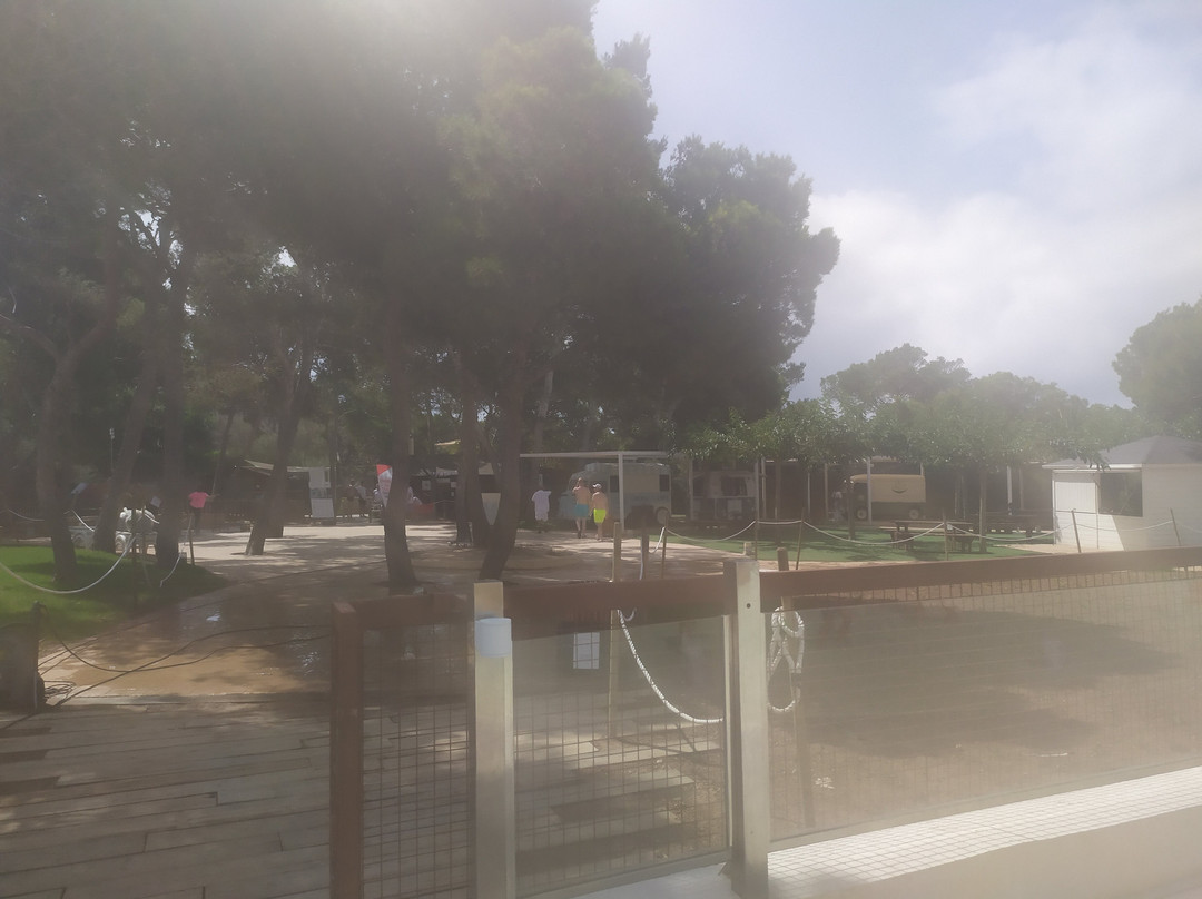 伊波罗之星卡拉巴尔卡俱乐部酒店主图