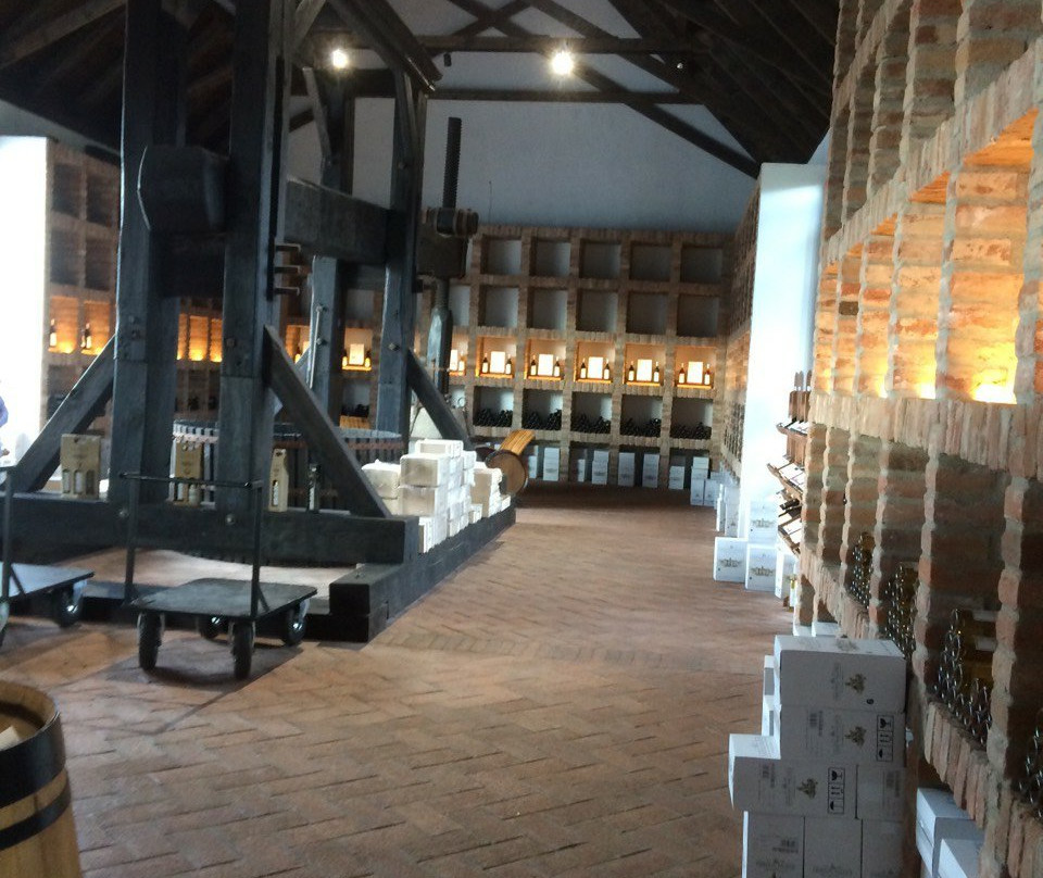 Vinařská stodola (Wine barn) CHÂTEAU VALTICE-Valtice必去景点