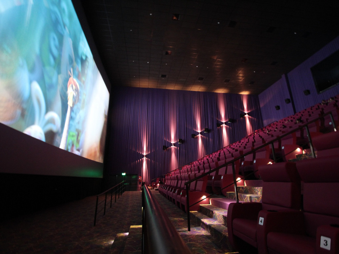 Cines Multiplex Palmas del Pilar-Pilar必去景点