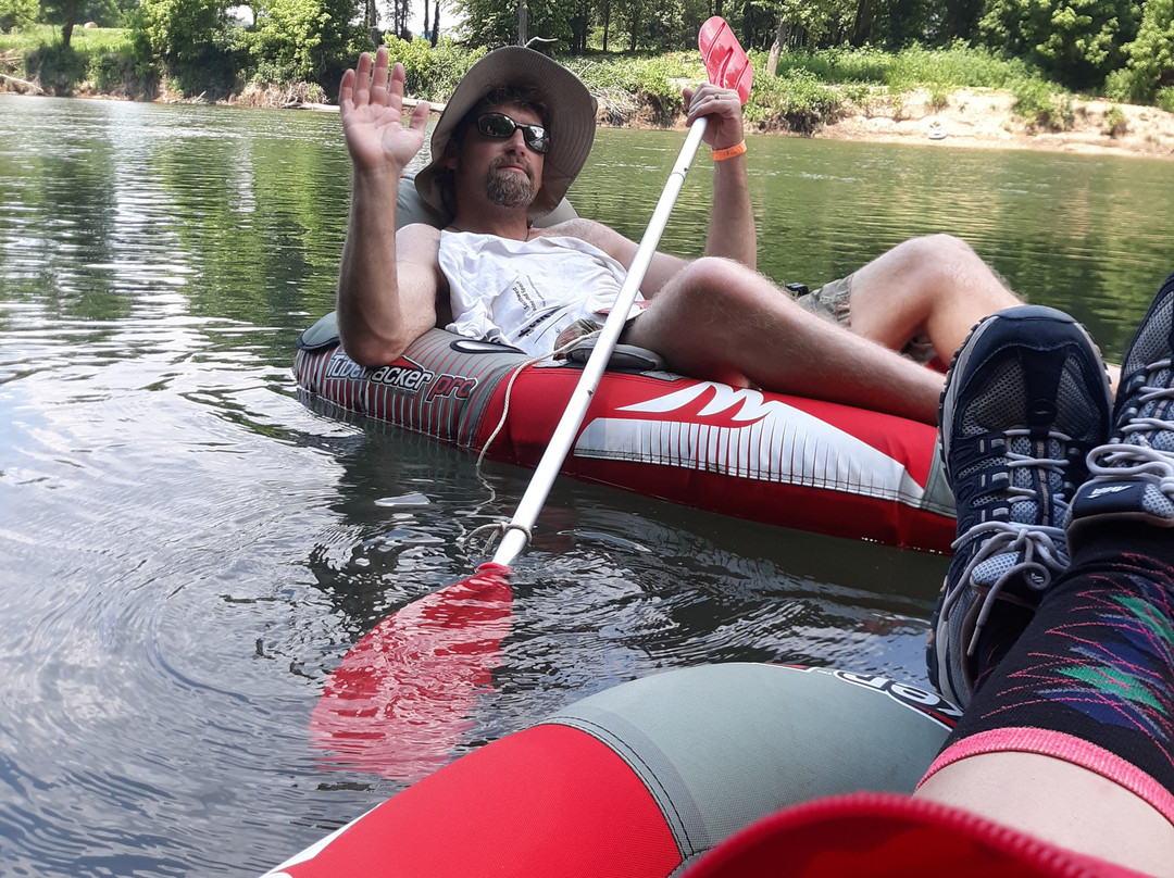 Camp Tomahawk Two-Mile Tube Float-Galena必去景点