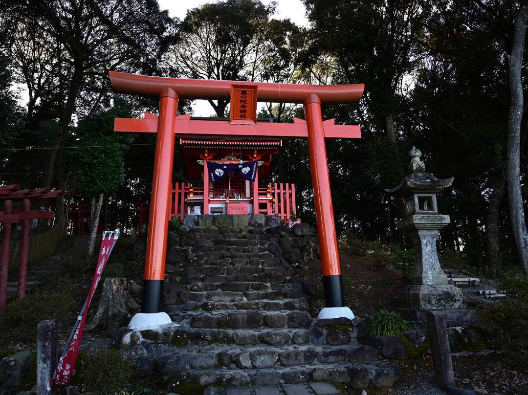 Yutoku Inari Shrine Okunoin景点图片