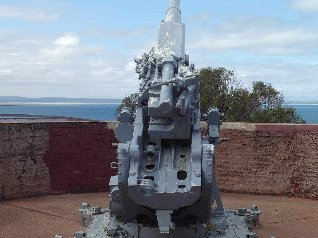 Hummock Hill Lookout-Whyalla必去景点