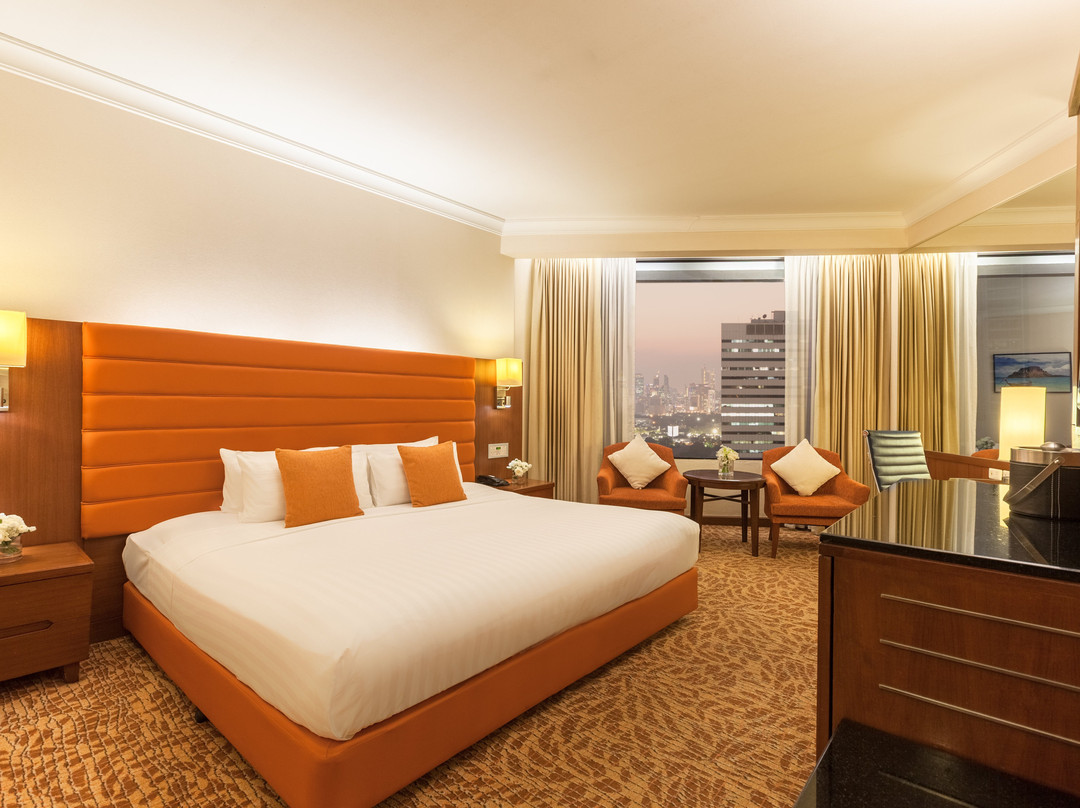 曼谷林布兰特酒店主图