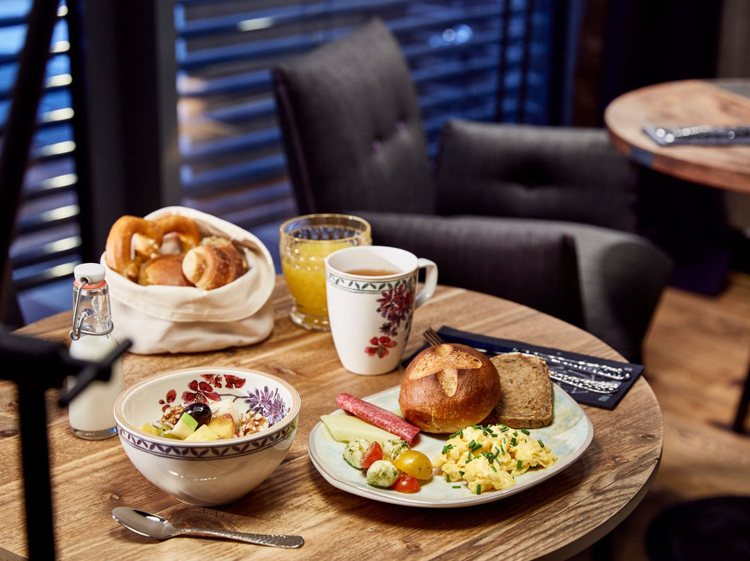 Me and All Hotel Kiel, by Hyatt主图