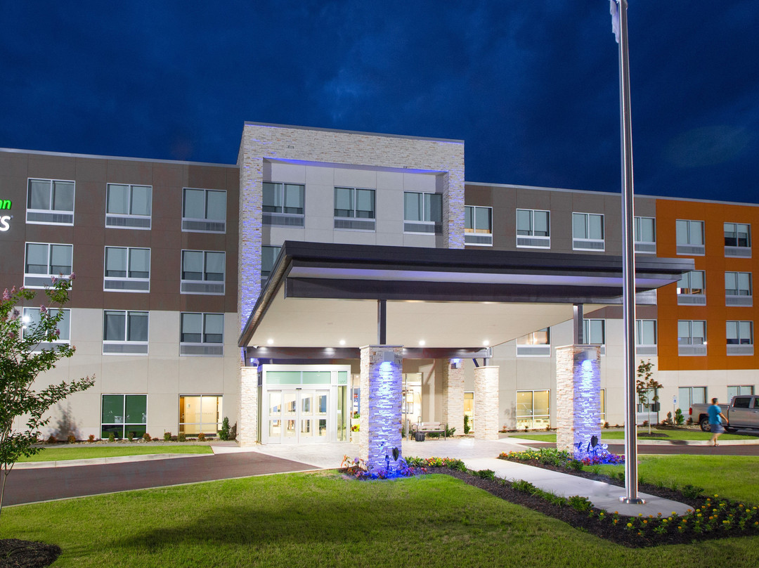 Holiday Inn Express & Suites Greenwood Mall by IHG主图