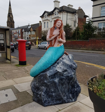 Black Rock Mermaid Statue