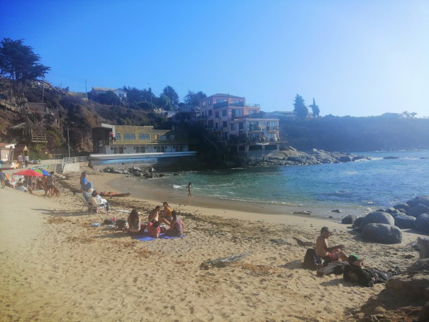 Playa de los Enamorados-Quintero必去景点