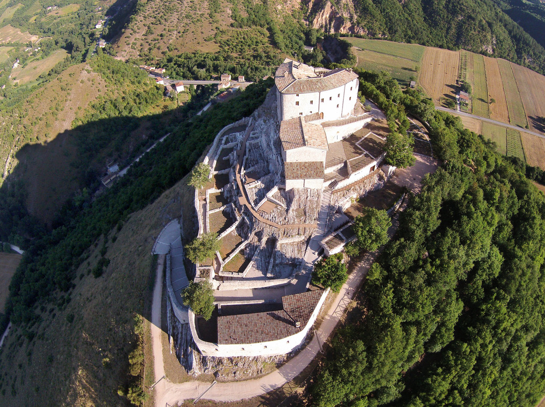 Castello di Naro-Cagli必去景点
