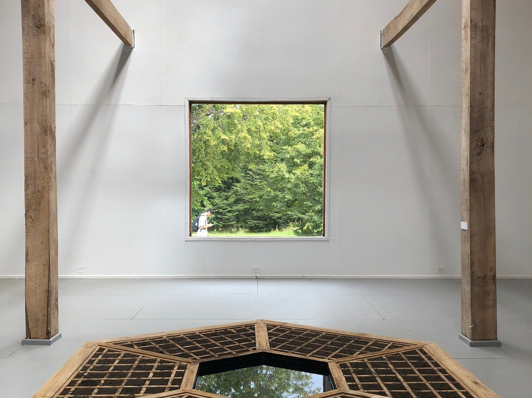 Museo de Arte Moderno Chiloe-Castro必去景点