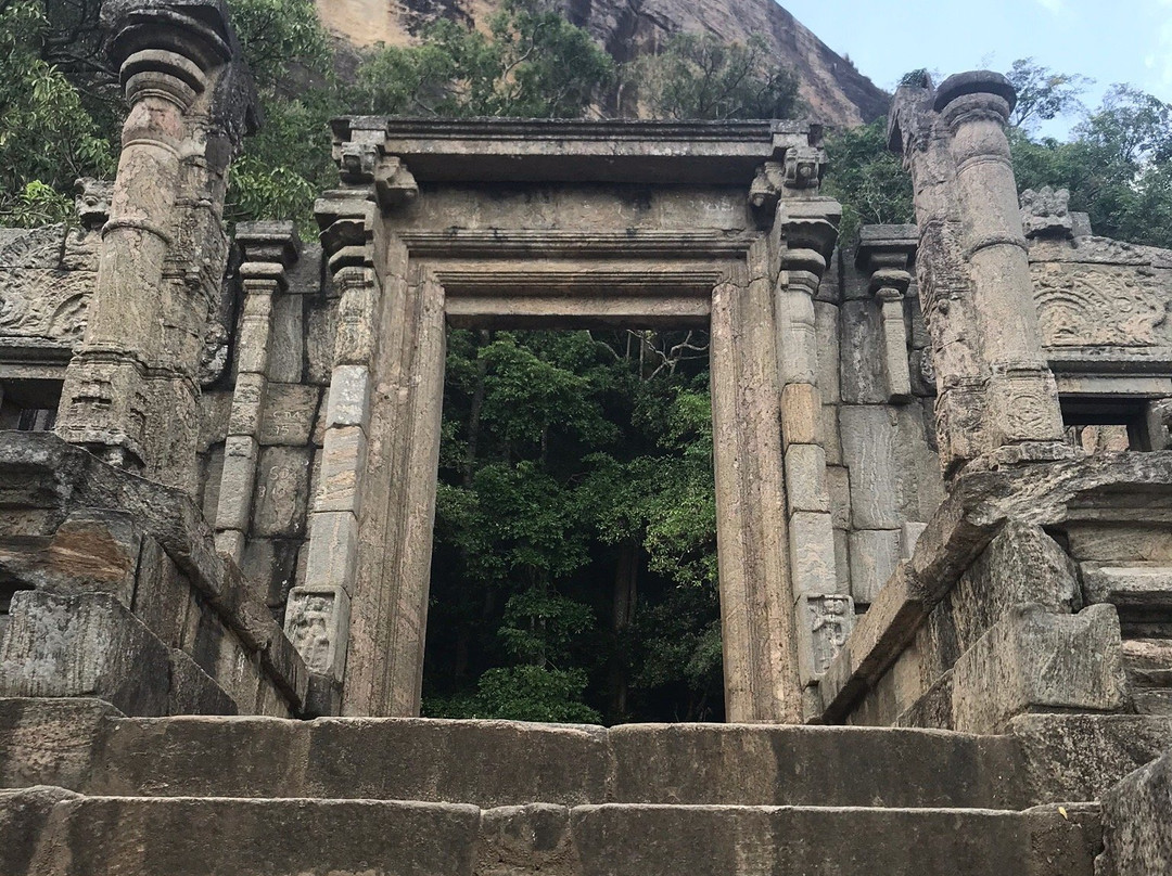 Yapahuwa Ancient Kingdom景点图片