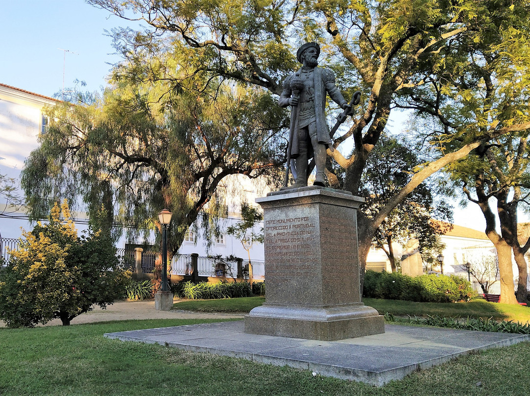 Statue of Vasco da Gama (Évora)-埃武拉必去景点