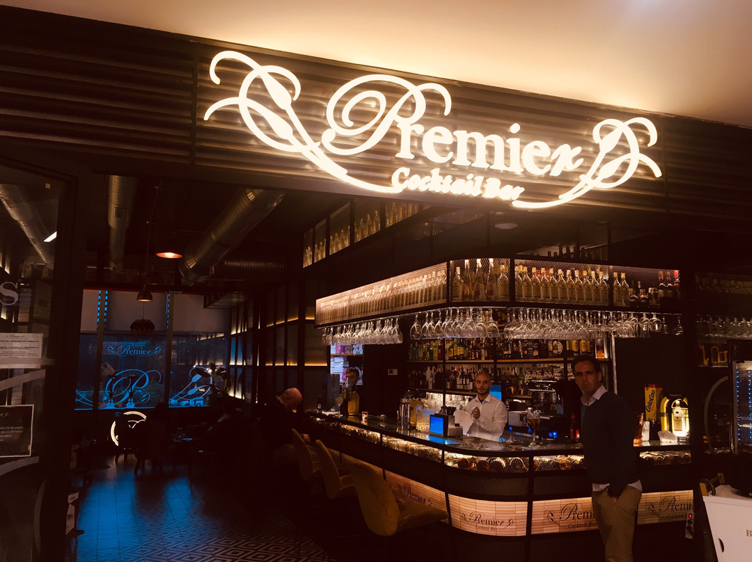 Premier Cocktail Bar景点图片