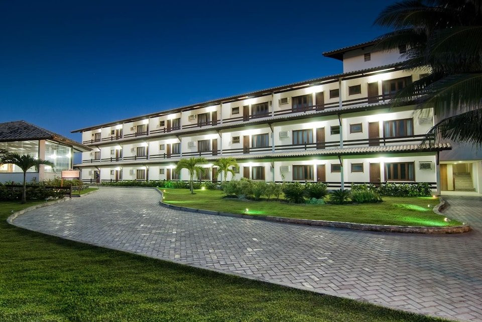 OYO Arembepe Beach Hotel