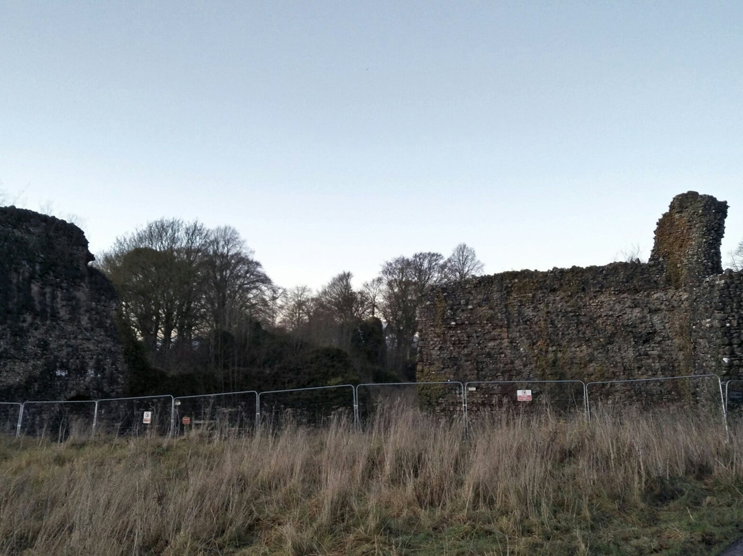 Lochmaben Castle景点图片