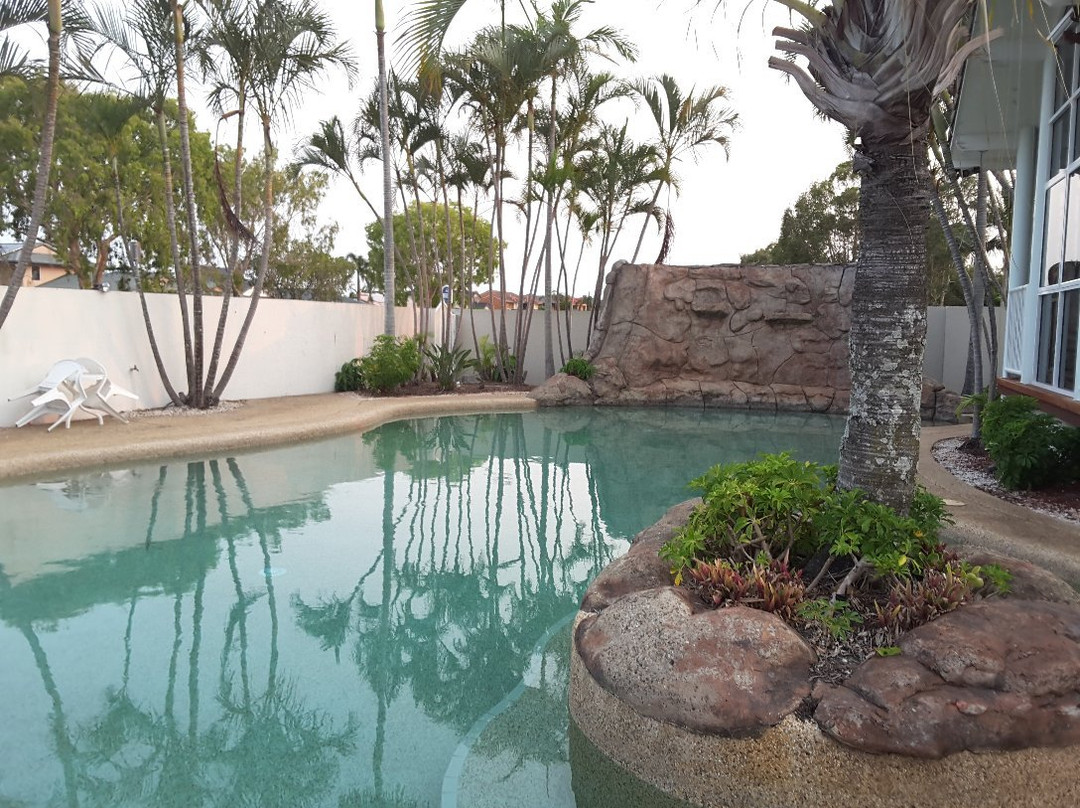 Runaway Bay Motor Inn主图