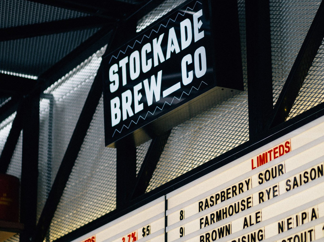 Stockade Brew Co Barrel Room景点图片