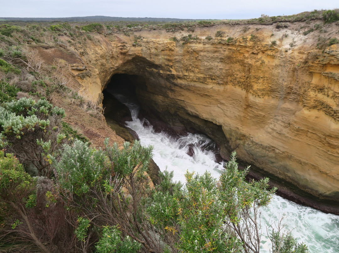 Thunder Cave-坎贝尔港必去景点