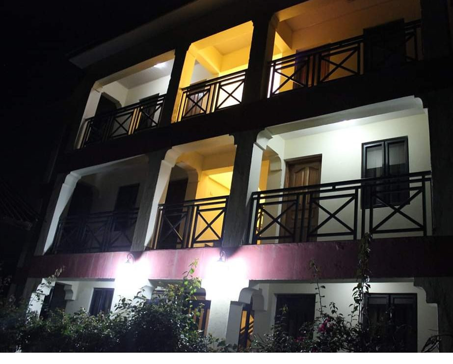 Sura View Hotel Bondo主图