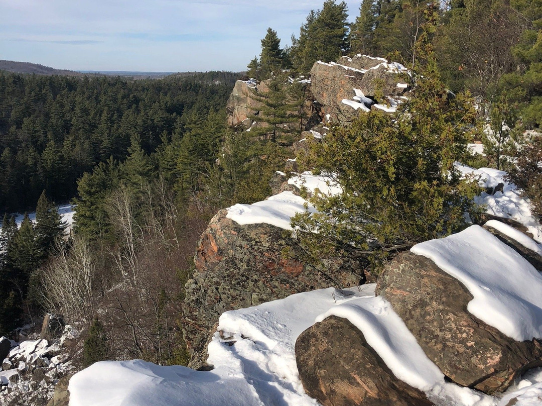 Eagles Nest Lookout-Calabogie必去景点