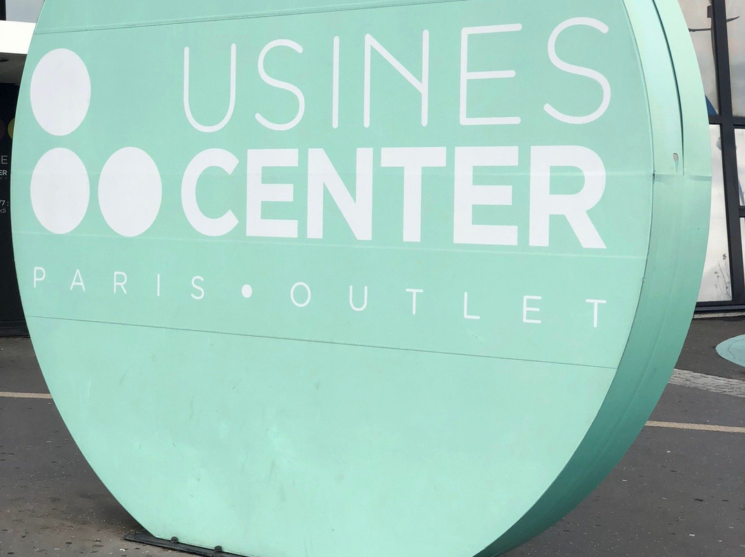 Usines Center Paris Outlet-戈内斯必去景点
