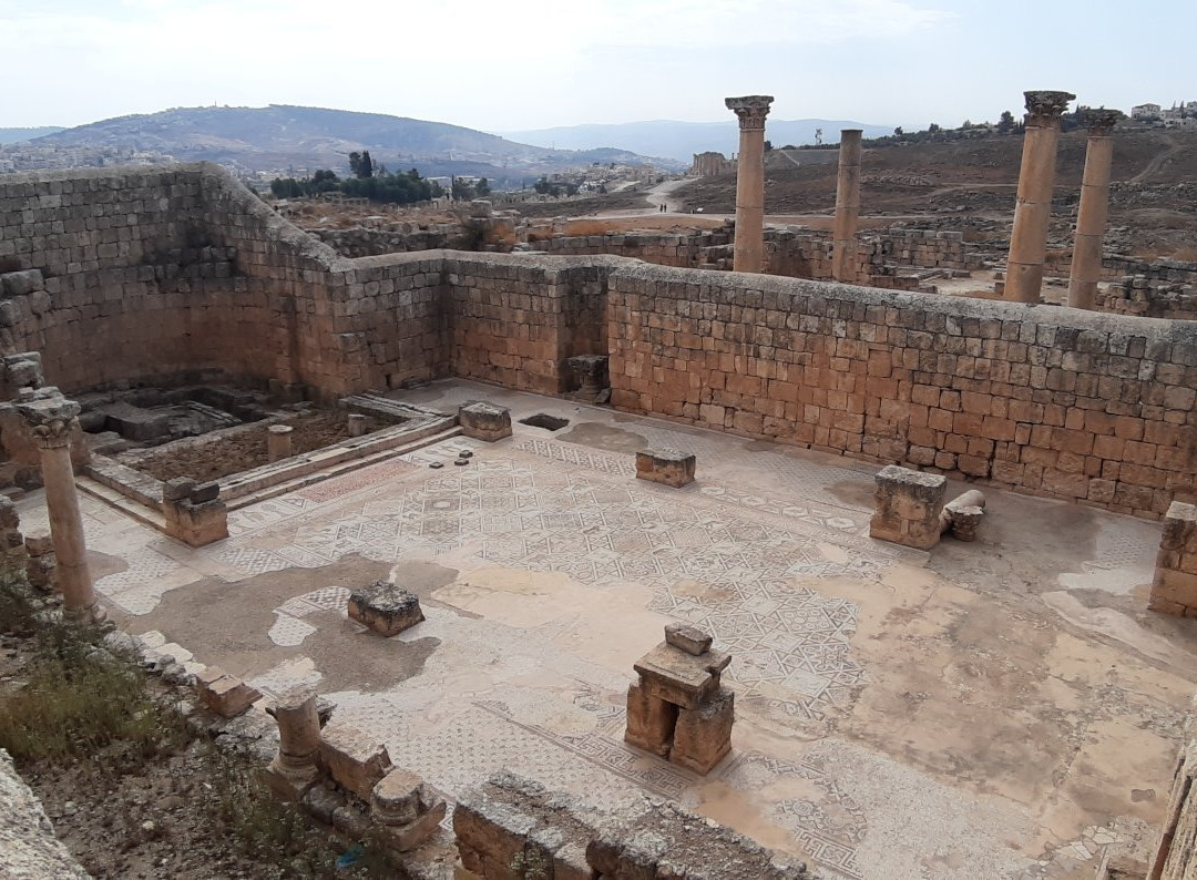 Church of St Cosmas and Damianos-杰拉什必去景点