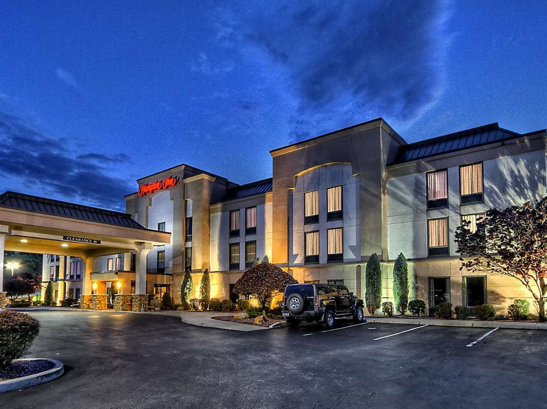 Hampton Inn Greensburg主图