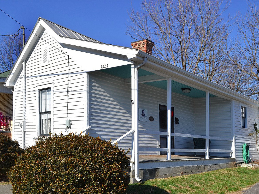 Tennessee Ernie Ford House景点图片