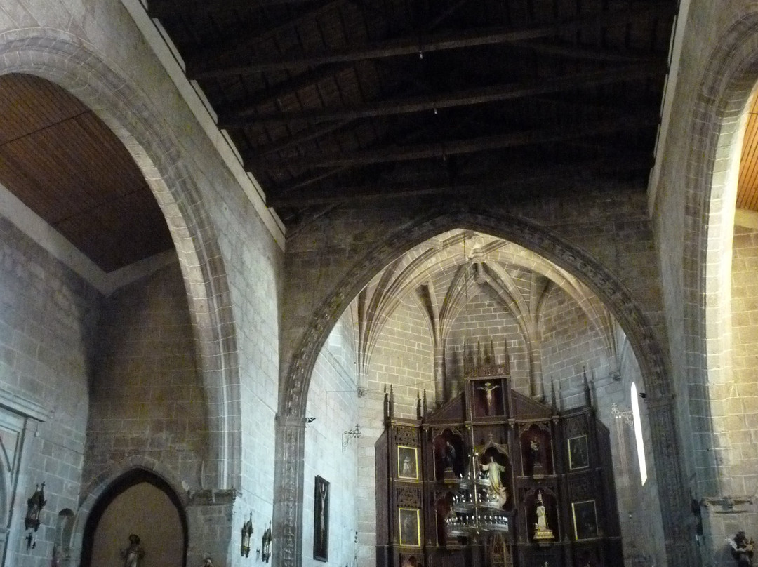 Iglesia de Nuestra Senora entre Dos Alamos景点图片