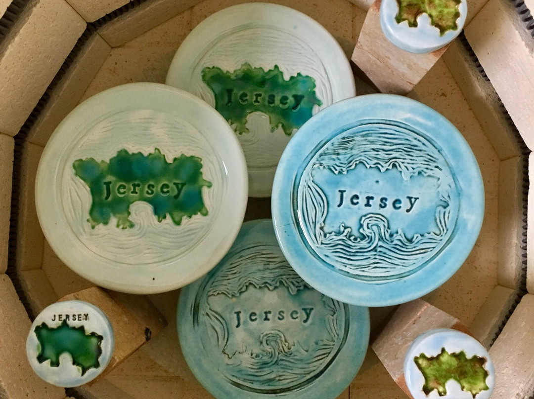 Jane James Handmade Ceramics-St. Helier必去景点