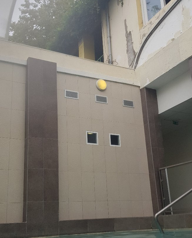 Bains De Baracci景点图片
