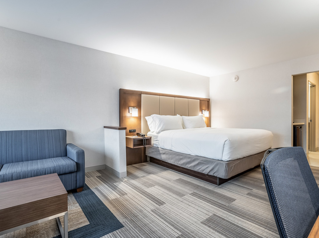 Holiday Inn Express & Suites Platteville By IHG主图