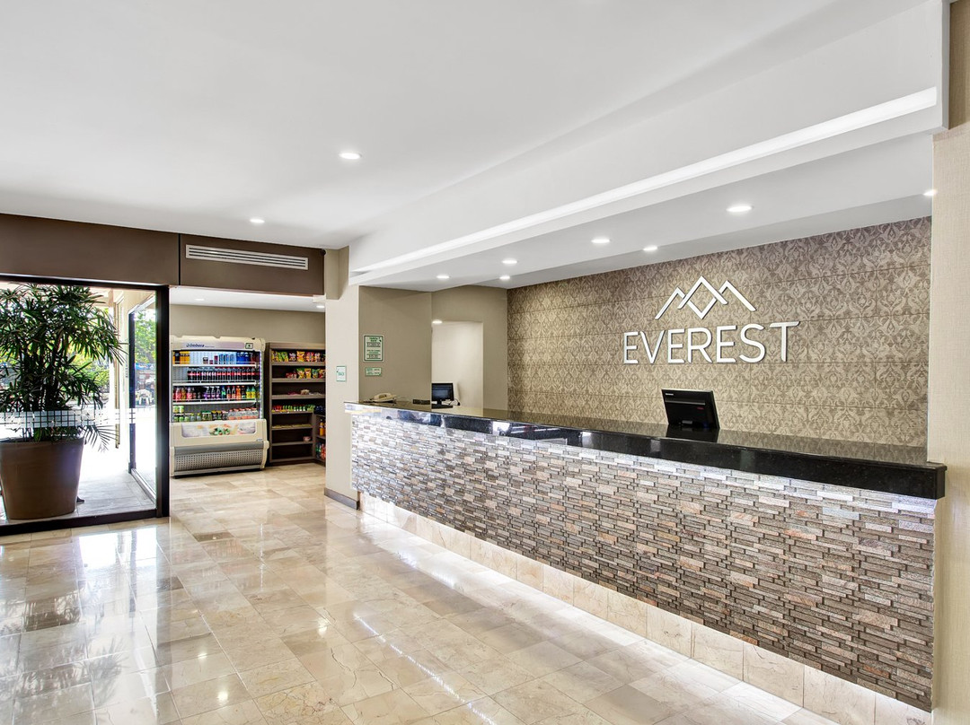 Everest Ciudad Victoria主图