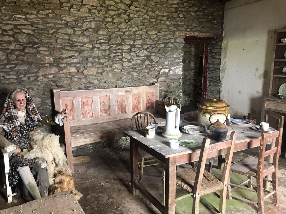Irish Famine Cottages-丁格尔必去景点