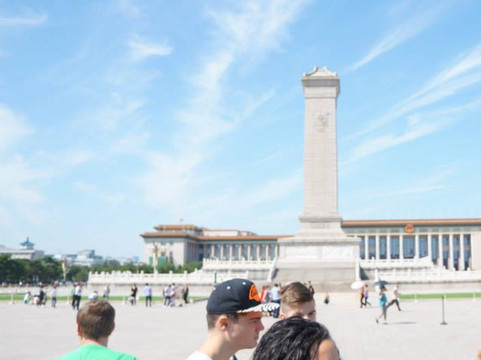 西班牙风情街-武汉市必去景点