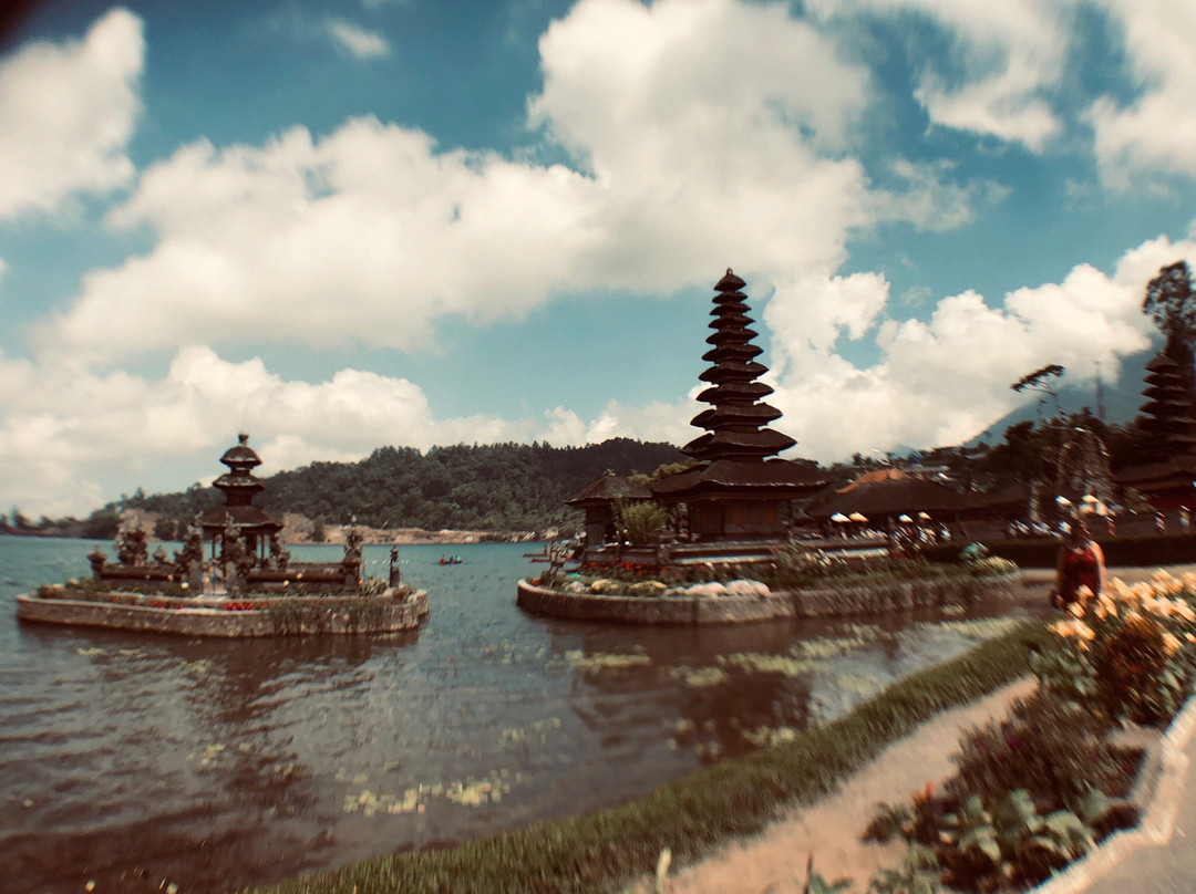Vihara Mahavira Bedugul Baturiti景点图片