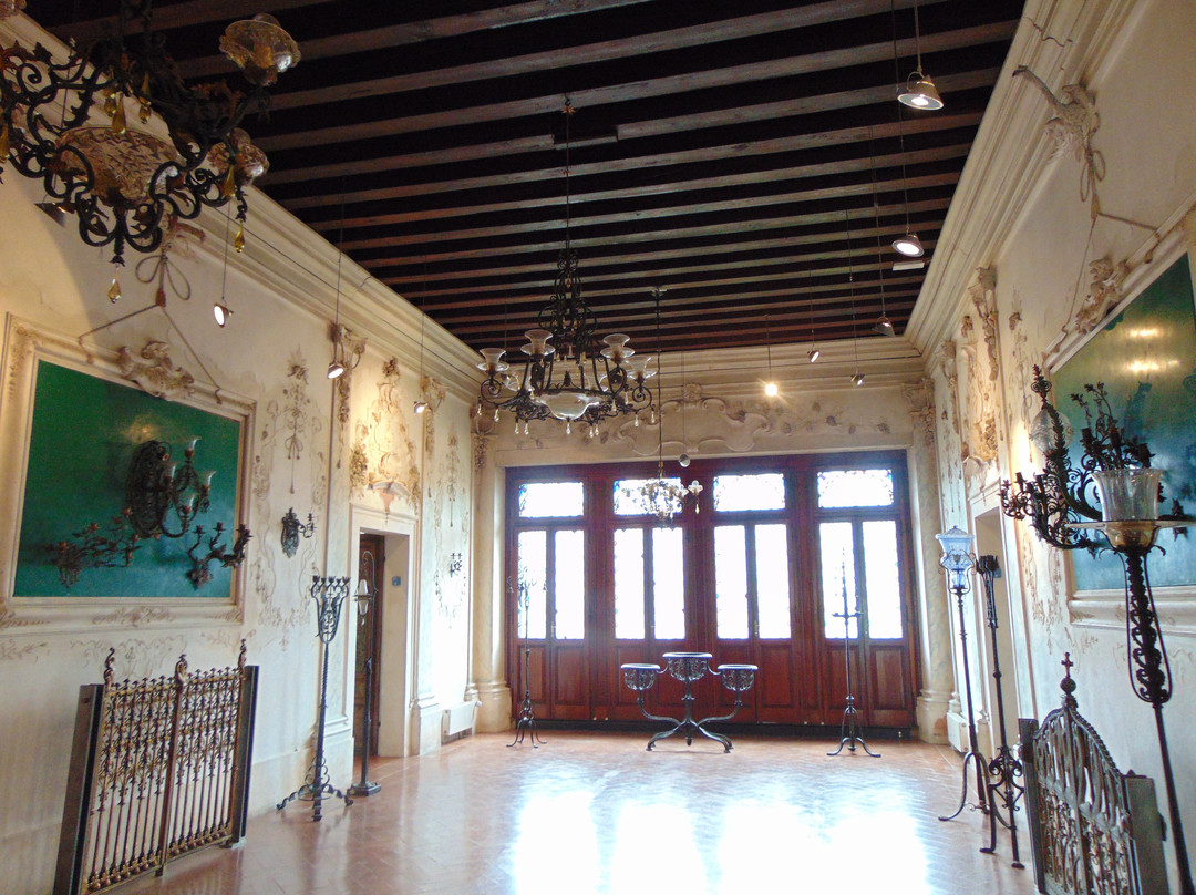 Galeria d'Arte Moderna Carlo Rizzarda景点图片