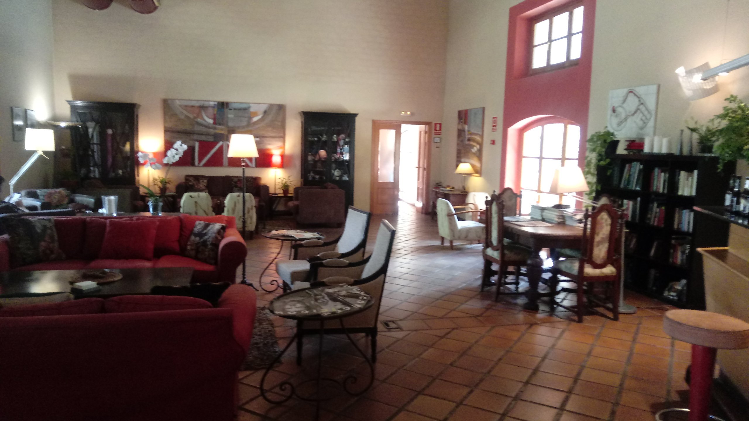 Hotel L'Estacio-餐饮