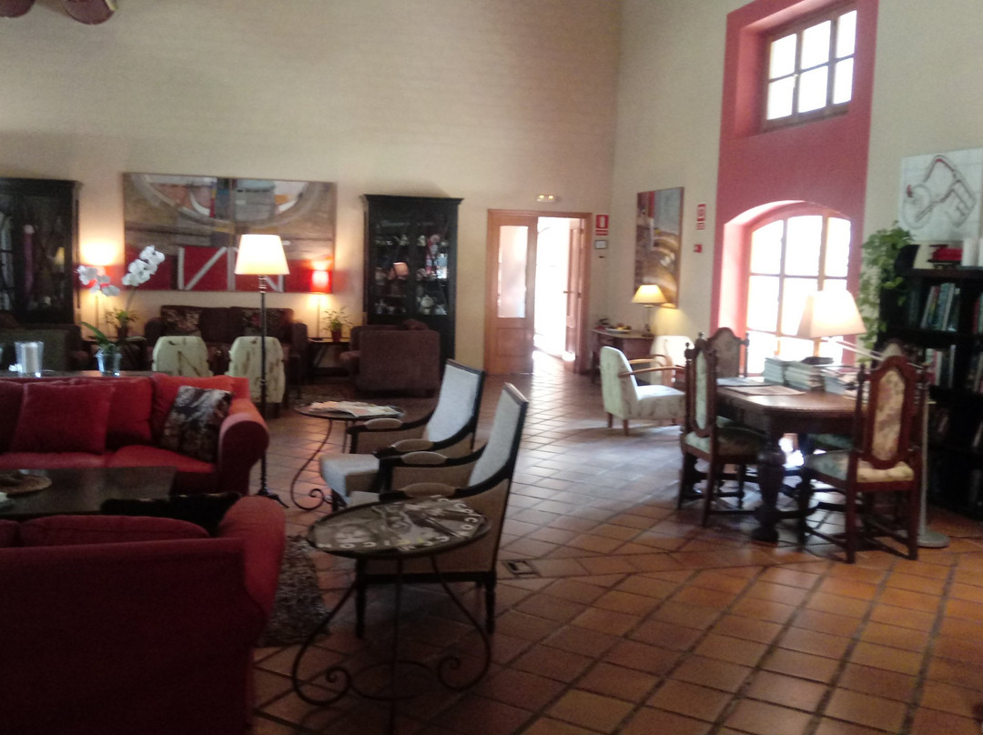 Hotel L'Estacio主图