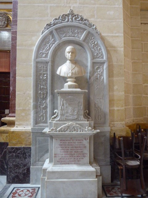 姆迪纳大教堂-姆迪纳必去景点