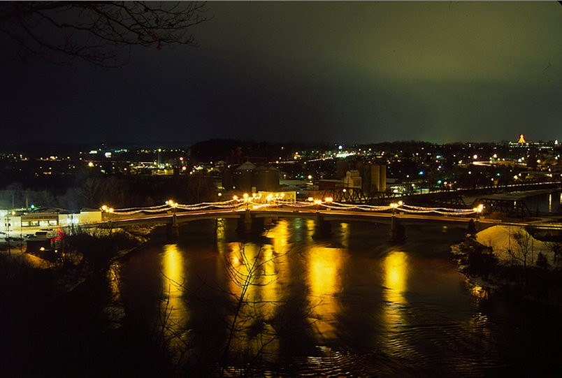 Y Bridge-Zanesville必去景点