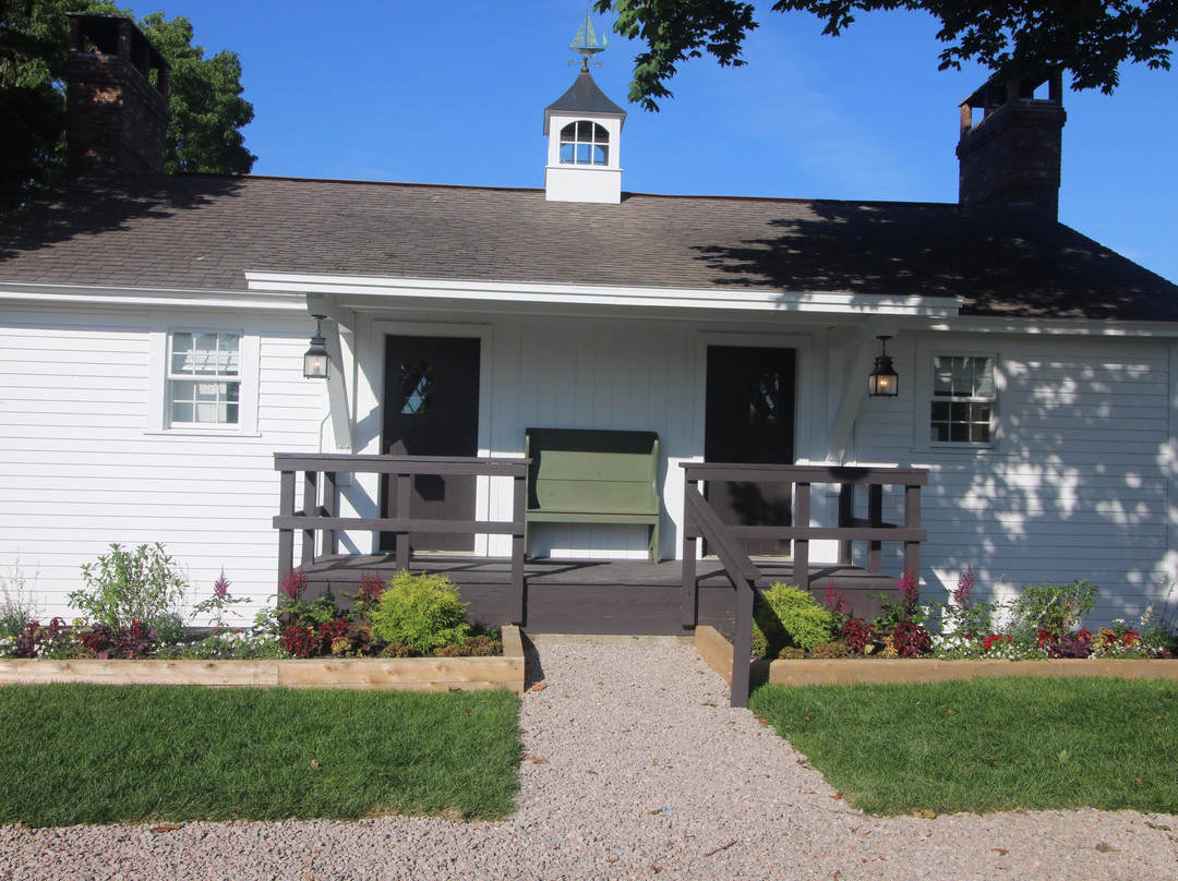 Shelter Harbor Inn主图