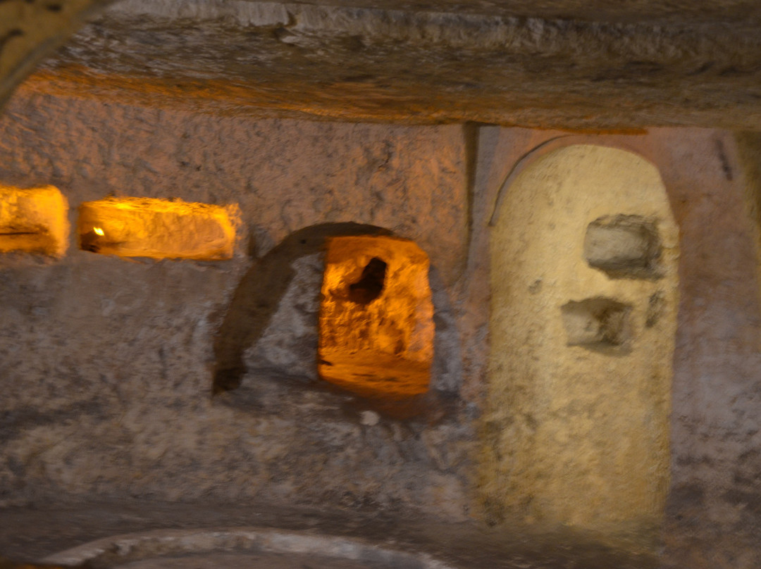 St. Cataldus Catacombs景点图片