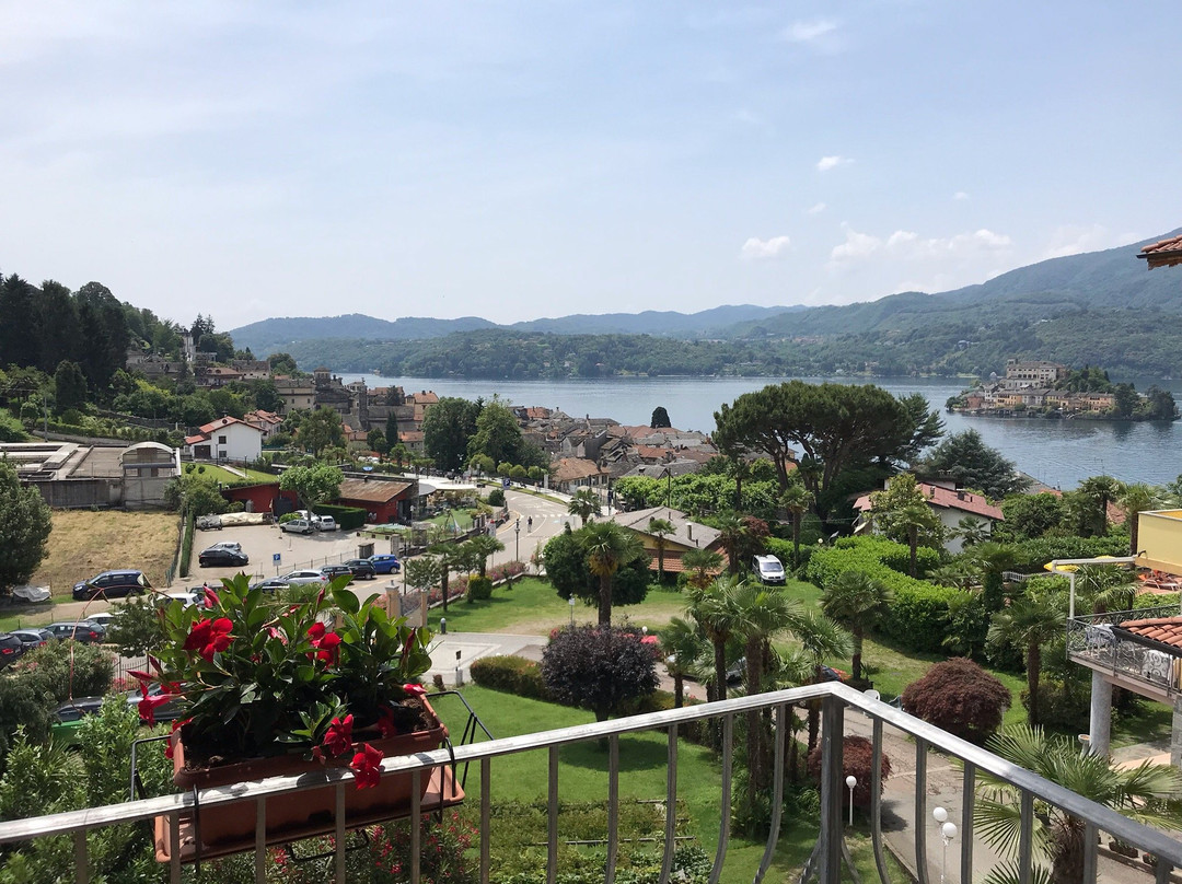 Rick Steves' Europe Travel Center-埃德蒙兹必去景点